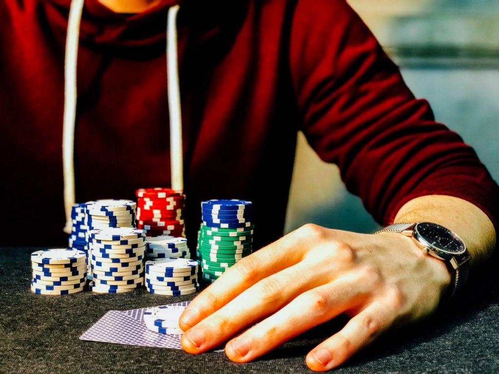 Vinkkejä ja strategioita nettipokeriin