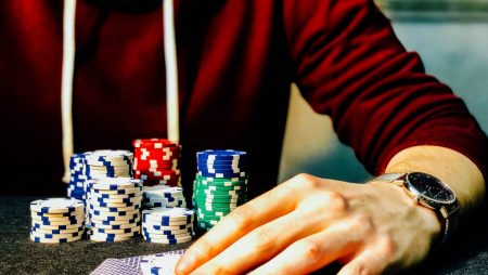Mikä on Stop and Go -strategia pokerissa?