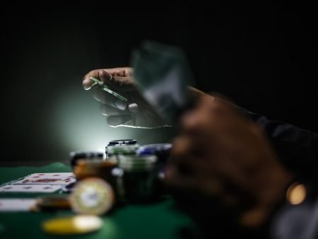 Kasinoiden klassikot – pokerin, ruletin ja kolikkopelien historia