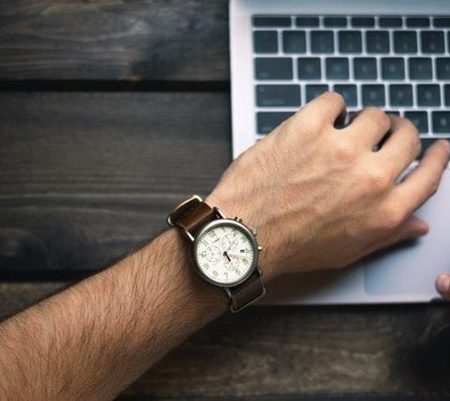 Kuinka aloittaa pokerin pelaaminen nettikasinolla?