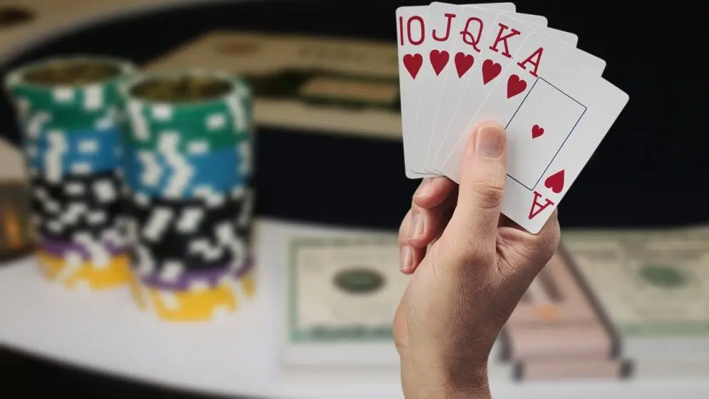 Pokeripelaamisen historia ja tulevaisuus